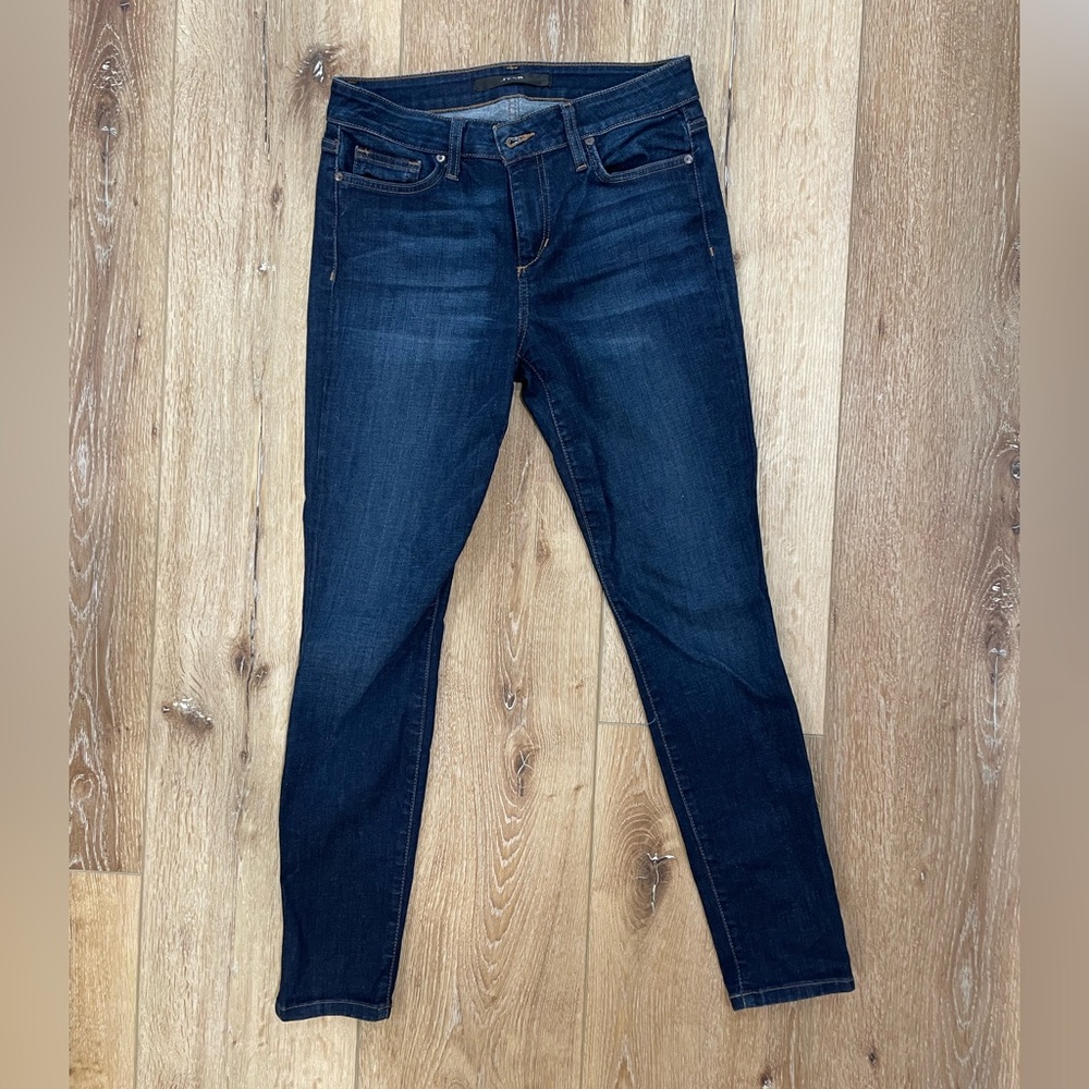 Joe’s strait leg jeans